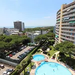 Modern Flat With Pool View Apartman *